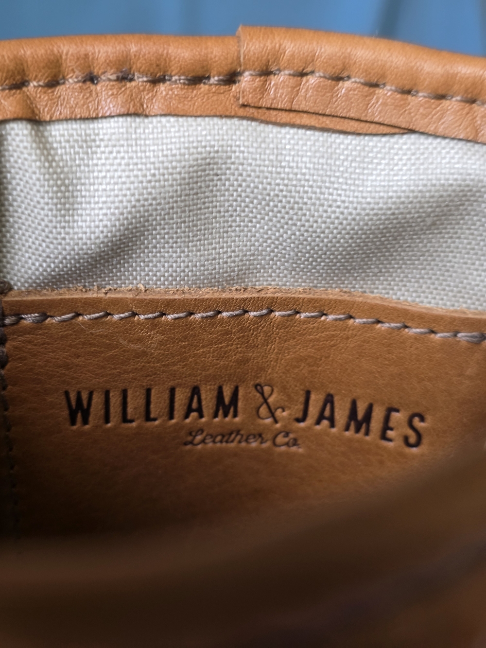 William & James Leather Co Tan Leather Wine Bottle Carrier - Picture 8 of 10